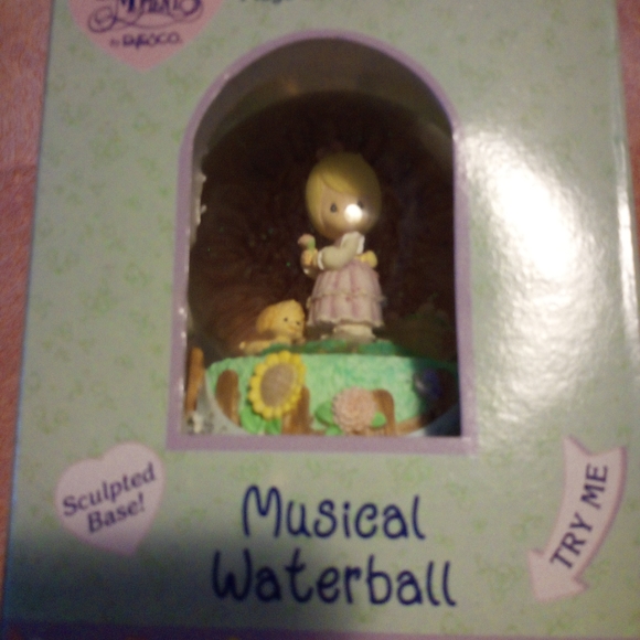 Precious Moments ❤️ Musical waterball - Picture 3 of 7